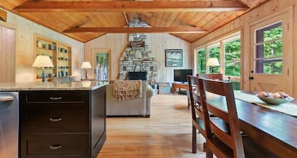 Tranquil Retreat-walk to Kangaroo Lake Sandy beach