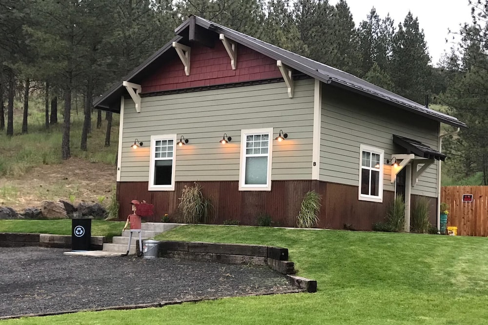 Latah Creek Loft
