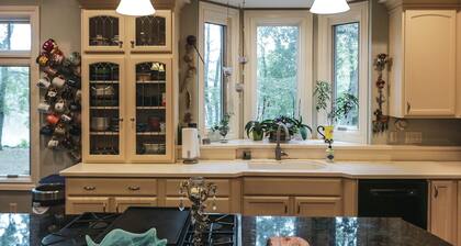 Beautiful Charlotte Lake Wylie Waterfront Bungalow