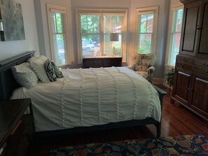 5 habitaciones, tabla de planchar con plancha y wifi gratis 