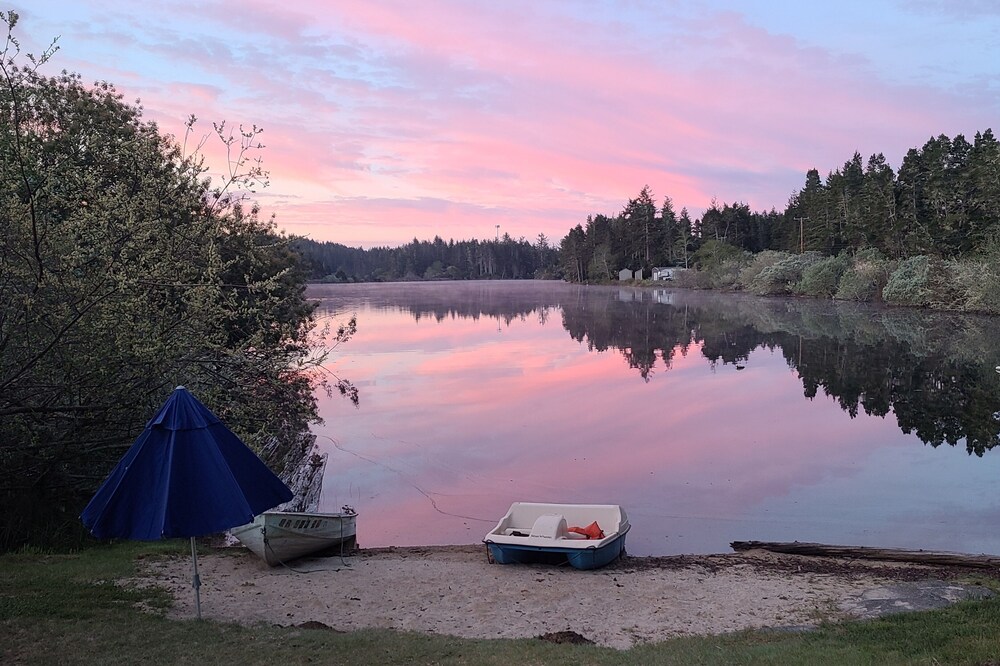 Dunehaven STUDIO DUNE ACCESS LAKE FRONT Retreat