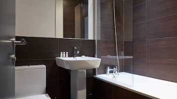 Apartment, 2 Schlafzimmer | Badezimmer