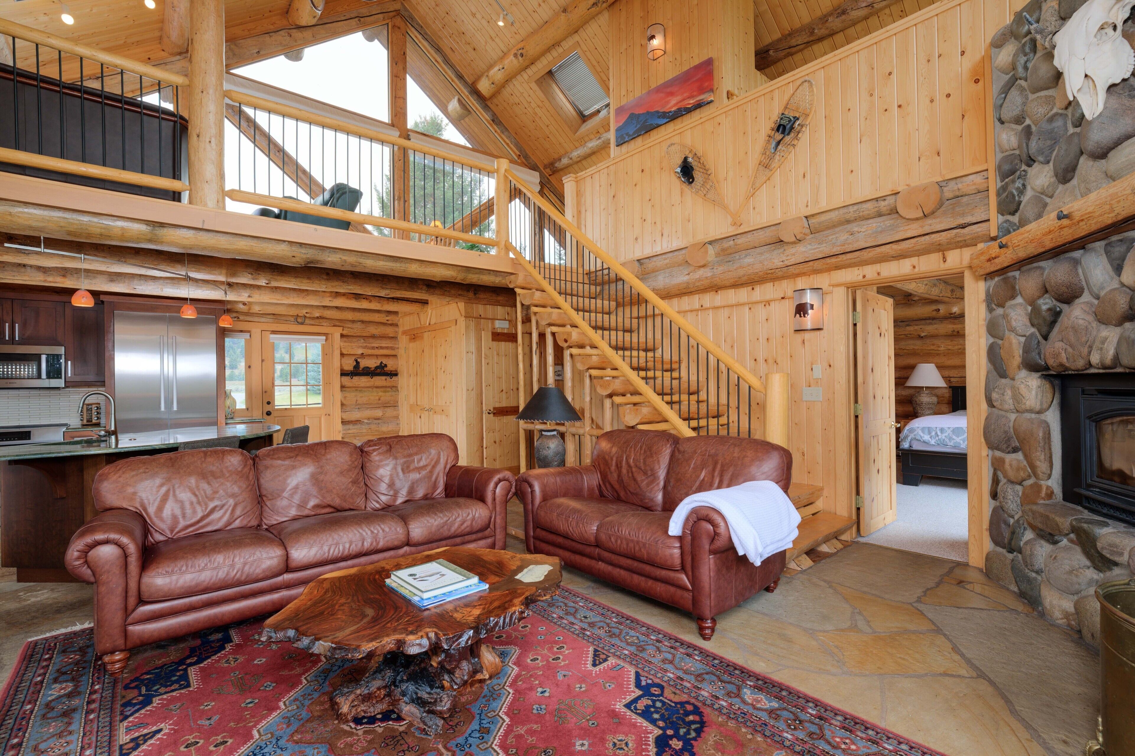 Big Sky, Montana Luxury Riverfront Home 