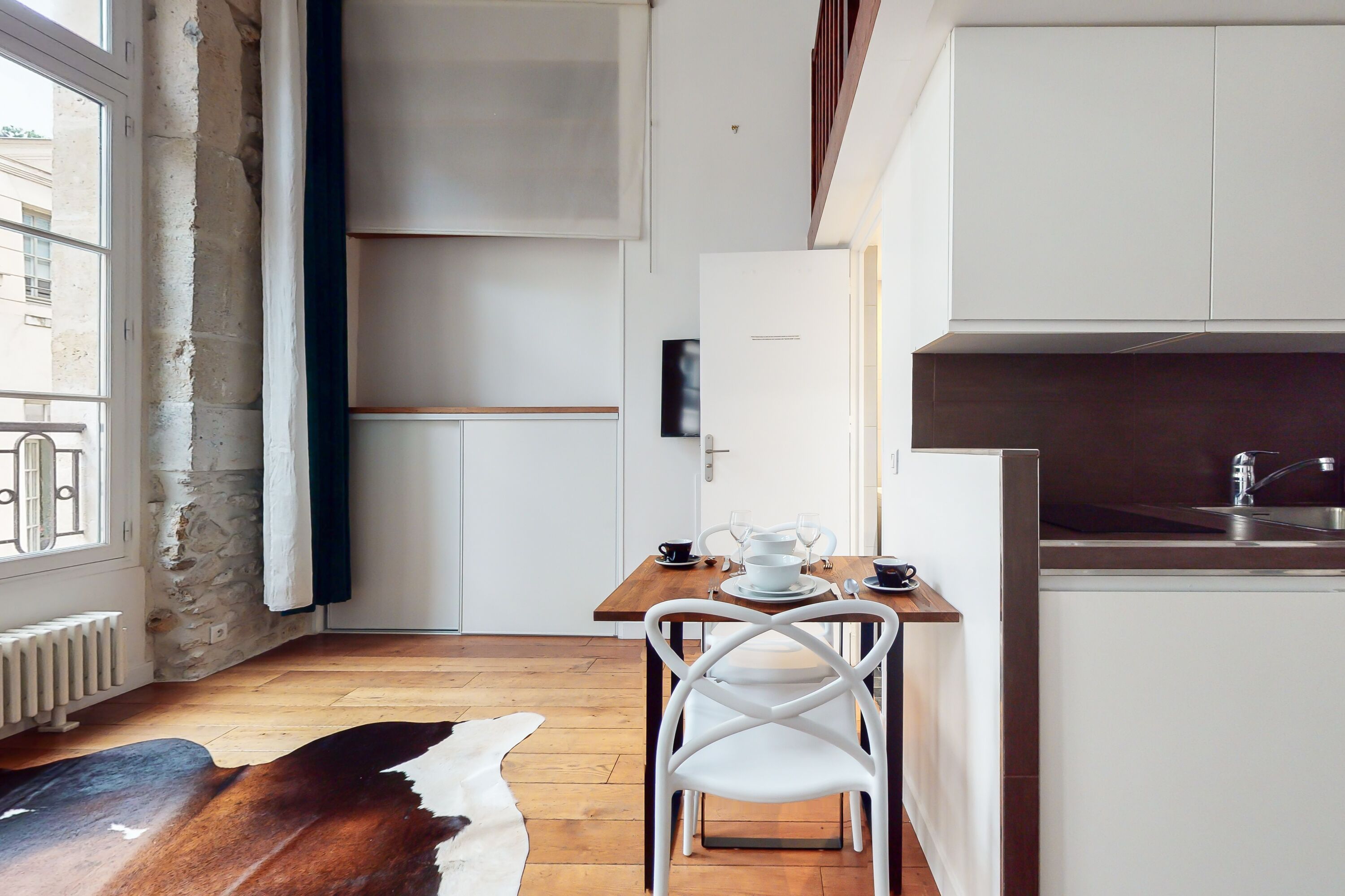 R&R Concierge: AC Calm, Saint Paul Marais, 2Guests