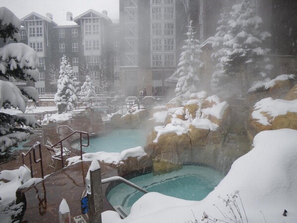 Outdoor pool, a heated pool