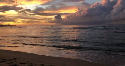 Large House minutes from the beach!