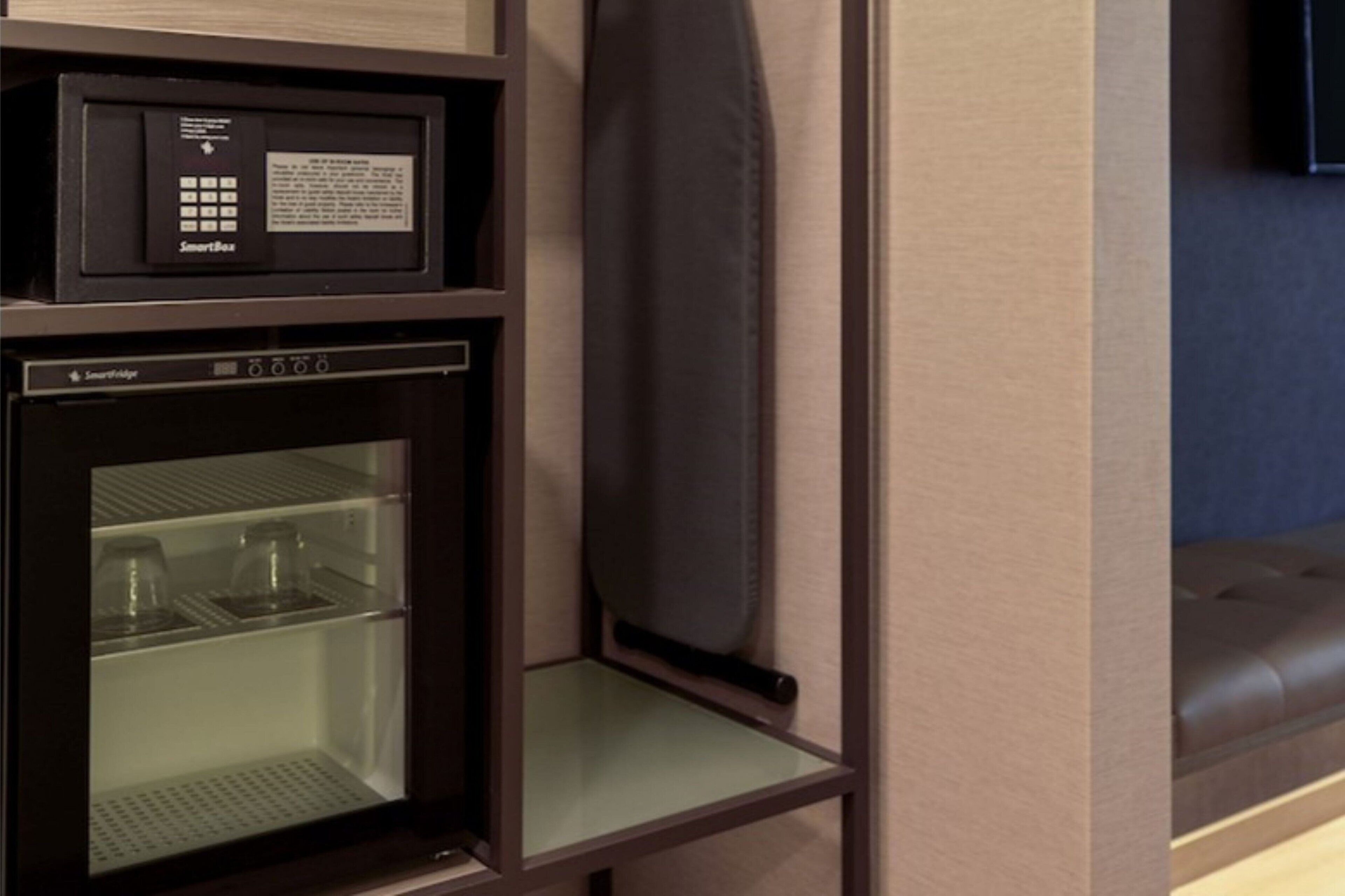 in-room safe, desk, laptop workspace, iron/ironing board