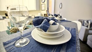 Villa (370 Calabay Parc) | Private kitchen | Coffee/tea maker, fridge, microwave, dishwasher - Calabay Parc by PRP (Davenport)
