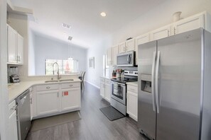 House (2803 Calabria) | Private kitchen | Fridge