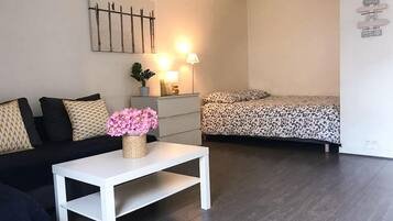 1 chambre, fer et planche à repasser, Wi-Fi, draps fournis