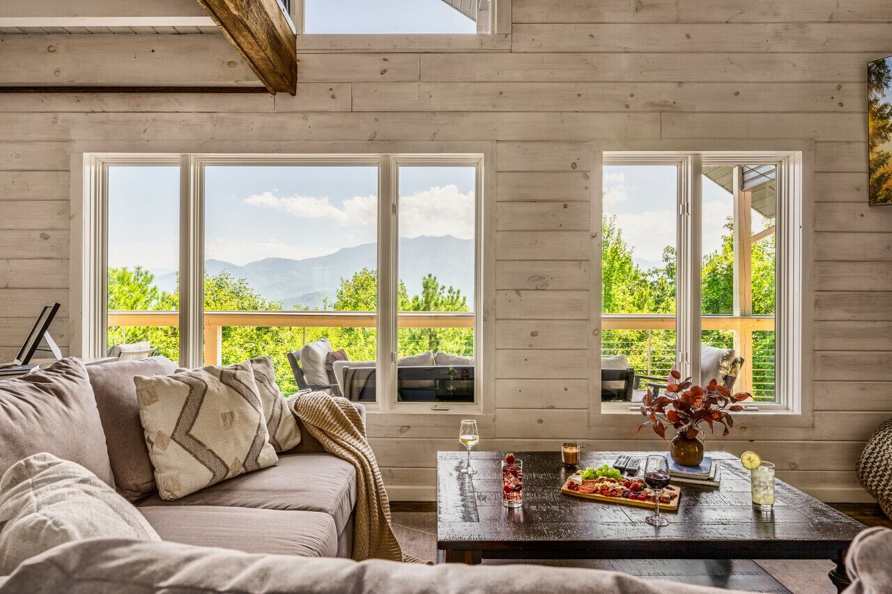 TV connectée, cheminée, baby-foot