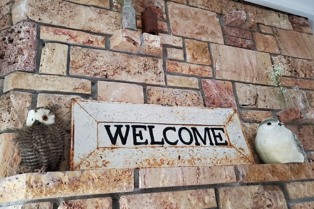 A Stone's Throw From Adventure in NW Montana! 3BR 2B for 8