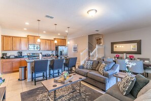 Apartment (4627 Solterra) | Exterior