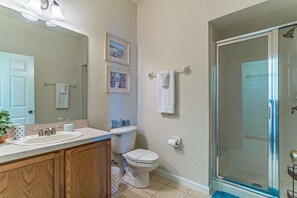 Bathroom - 2633 Trafalgar Village (Kissimmee)