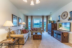Apartment (2633 Trafalgar Village) | Living room | Smart TV - 2633 Trafalgar Village (Kissimmee)