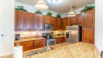 Condo (Vista Cay 4804) | Exterior