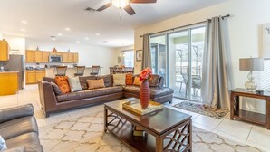 Exterior - 446 Watersong (Davenport)