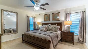 House (446 Watersong) | 6 bedrooms, WiFi, bed sheets