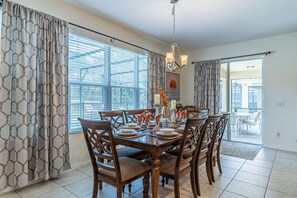 Maison (446 Watersong) | Cuisine privée