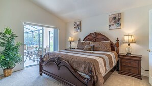 House (727 West Haven) - 727 West Haven (Davenport)