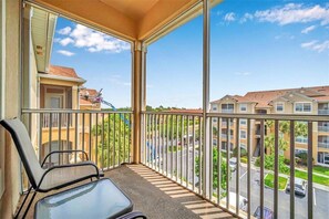 Condo (2784 Windsor Hills) | Fachada
