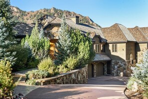 House (Miners Trail Road Home) | Exterior - Homes (Aspen)