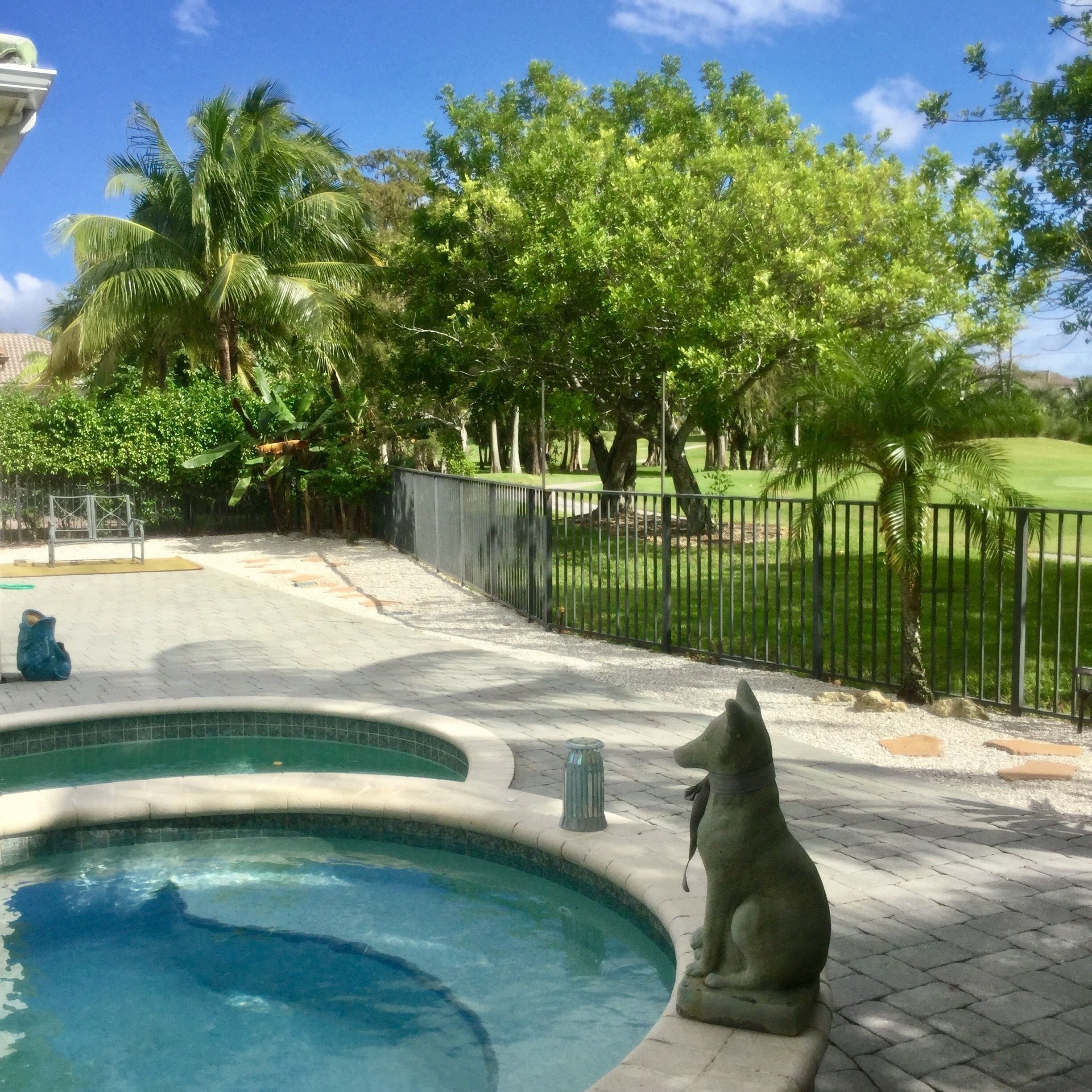 4 bedroom home very close to horse show  with private pool in PB Polo Club