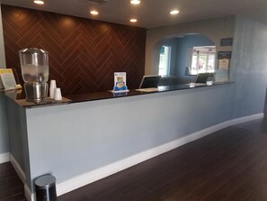 Reception - Blue Way Inn & Suites Wichita East (Wichita)