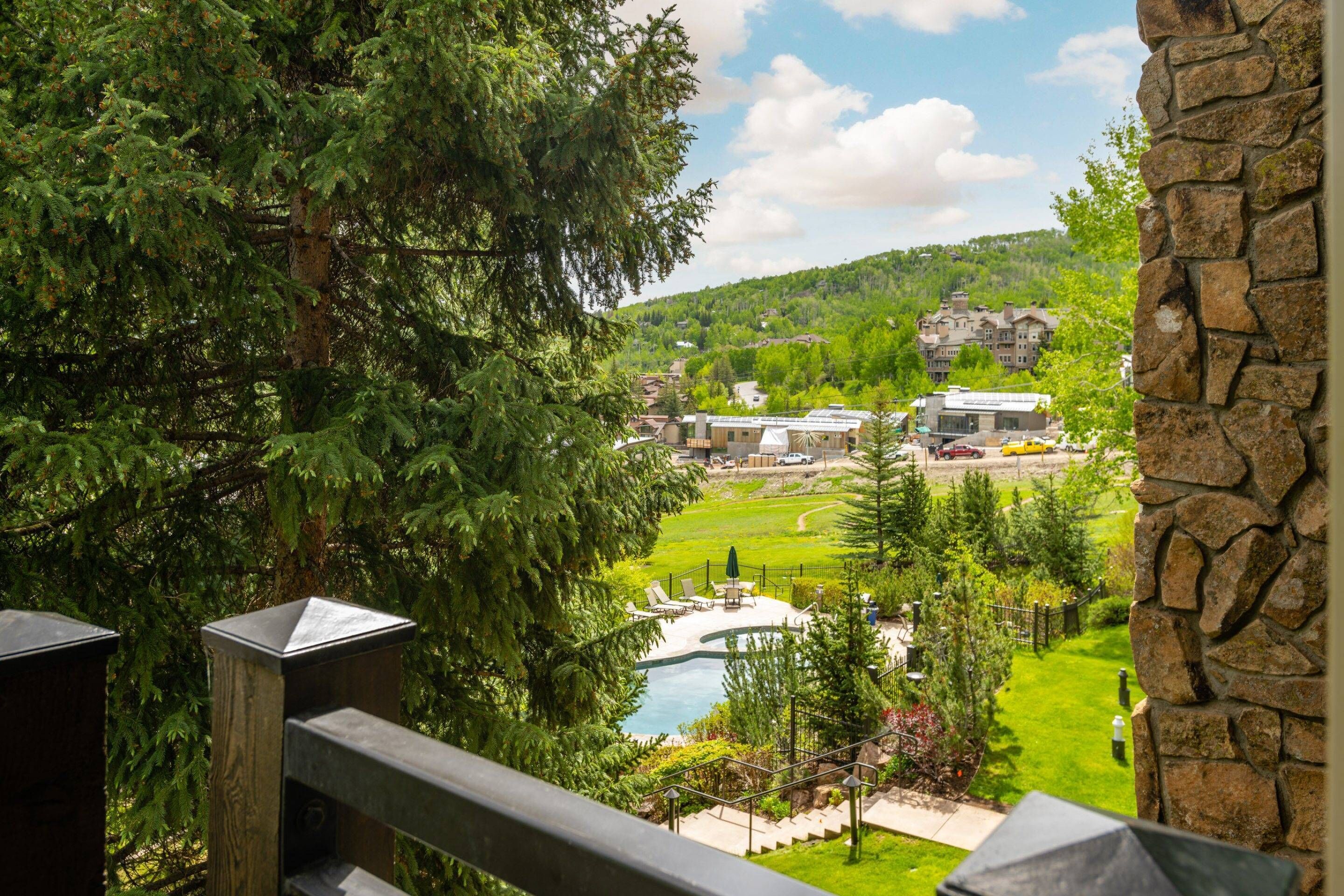 Kondominium (Shadowbrook 205) | Pemandangan balkon