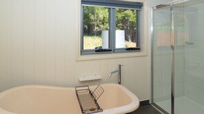 Bathtub
