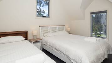 2 bedrooms