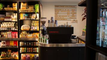 Coffee shop