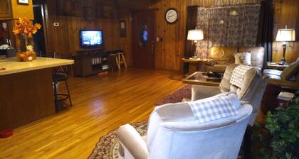 Cedar Log Cabin home on wooded bluff nestled between Springfield and Branson