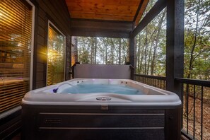 屋外スパ浴槽