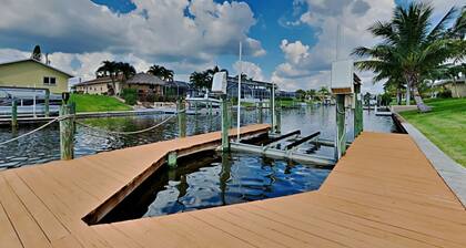 Beautiful Villa - Located in Cape Coral minutes from Ft Myers and Sanibel