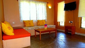 Family Cottage, 2 Queen Beds, Accessible Bathtub, Beach View | Living room - Lighthomez Dorric Villas (Diani Beach)