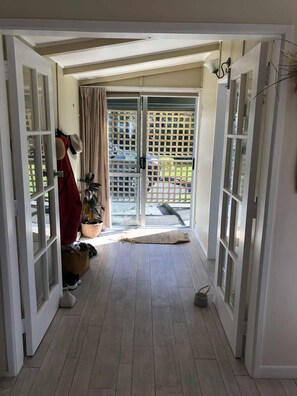 Interior - Large spacious family friendly home with pool (LANSDOWNE)