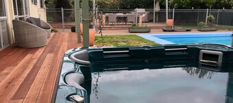 Large spacious family friendly home with pool and spa