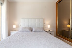 2 Schlafzimmer, Bügeleisen/Bügelbrett, kostenloses WLAN, Bettwäsche