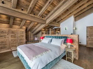 5 bedrooms, free WiFi, bed sheets - Luxury chalet with sauna in Courchevel (Courchevel 1650)