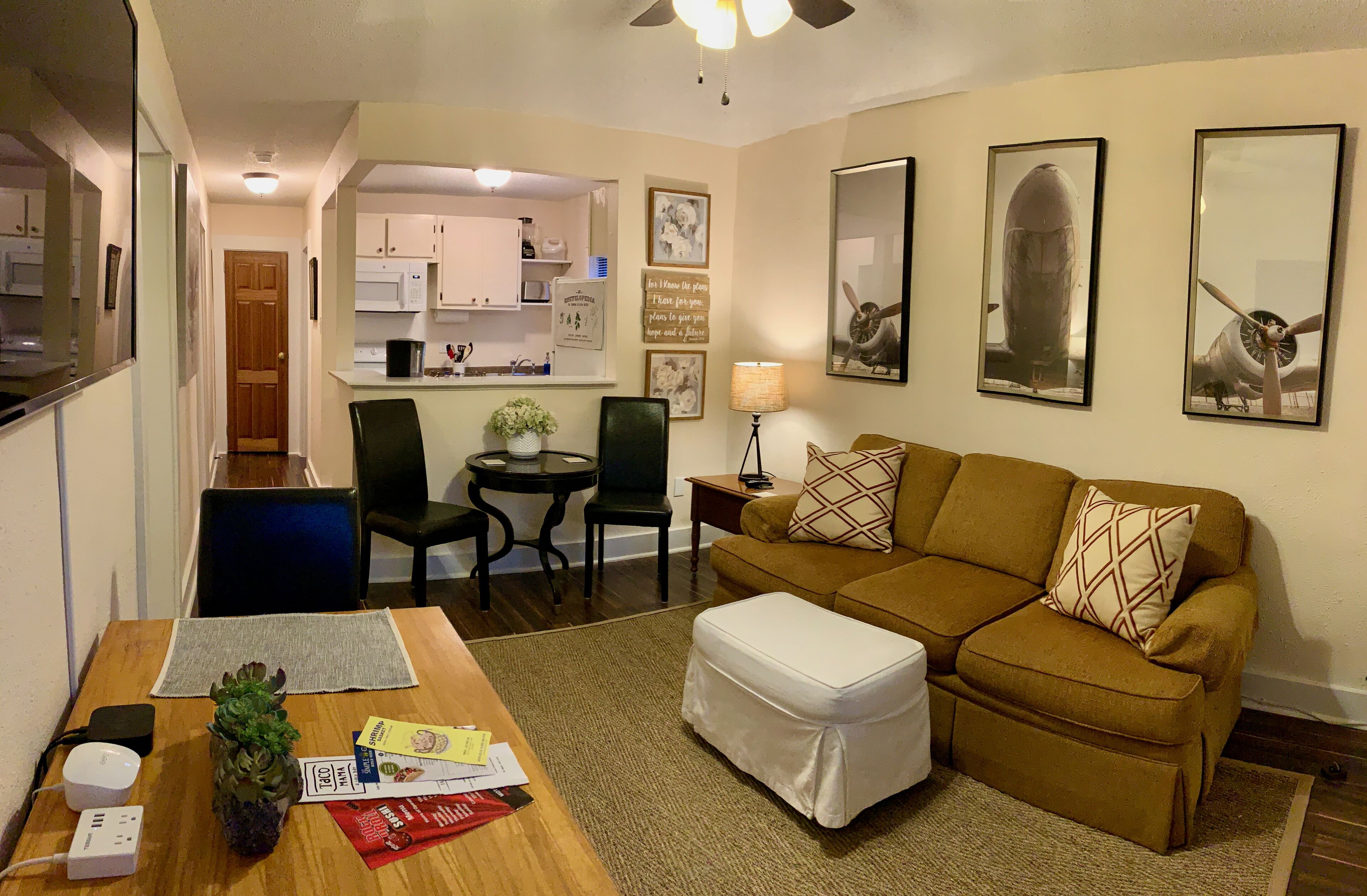 Clean & Comfortable 2-Bedroom Apartment in Midtown