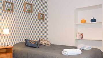 2 chambres, fer et planche Ă repasser, Wi-Fi, draps fournis