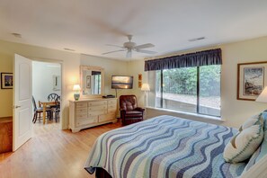 4 間睡房、免費 Wi-Fi、床單