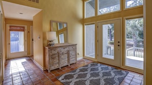 Interior - 108 Baynard Cove (Hilton Head Island)