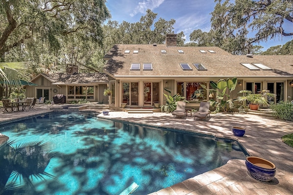 Outdoor pool