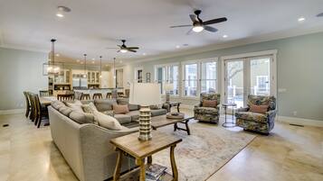 TV, fireplace, foosball, table tennis