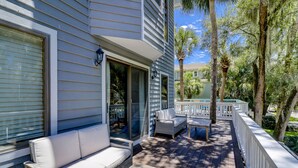 Terrace/patio - 27 Mallard (Hilton Head Island)