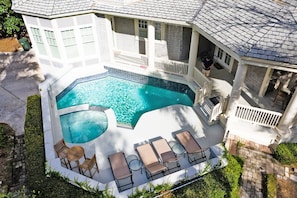 Piscine extérieure, piscine chauffée