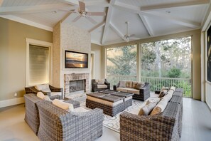 電視、乒乓球設施