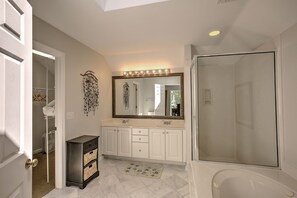 Shower - 30 North Forest Beach Drive (Hilton Head Island)